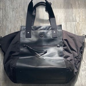 Lululemon gym bag